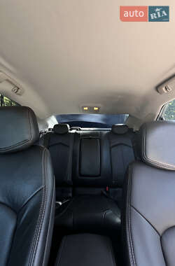 Седан Cadillac CTS 2012 в Львові