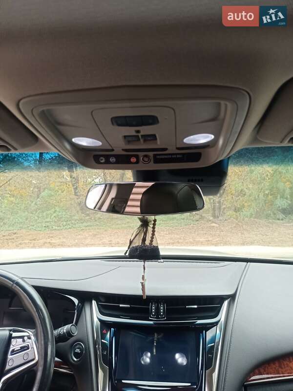 Седан Cadillac CTS 2014 в Львове фото 16 Седан Cadillac CTS 2014 в Львове