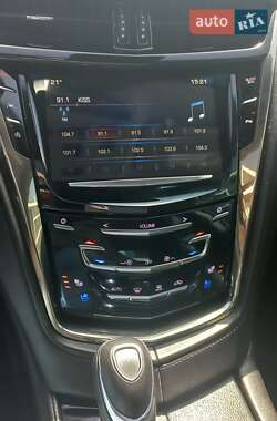 Седан Cadillac CTS 2015 в 