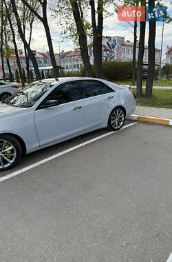 Седан Cadillac CTS 2013 в 
