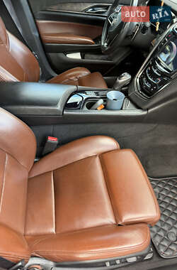 Седан Cadillac CTS 2013 в 