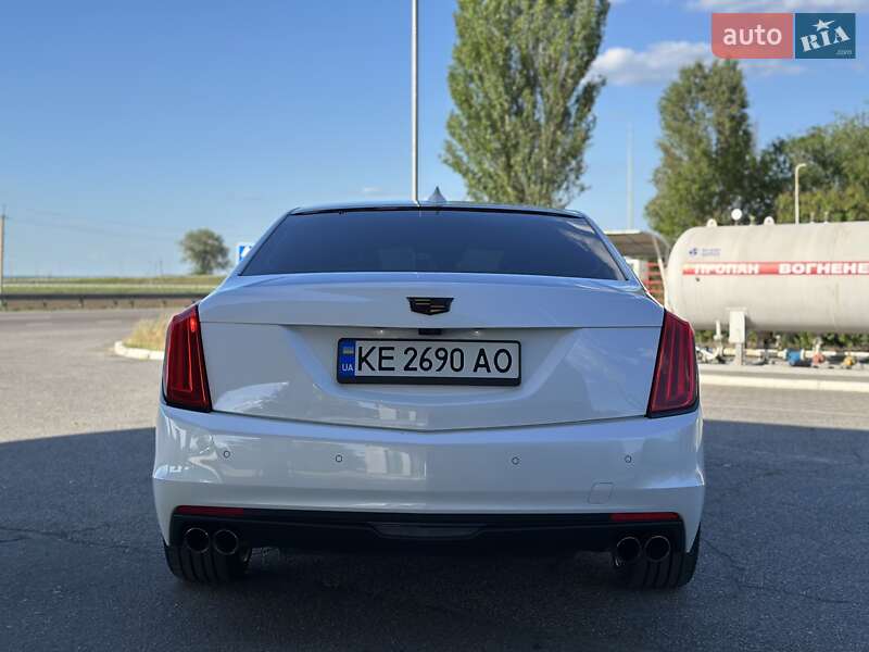 Седан Cadillac CTS 2016 в Дніпрі