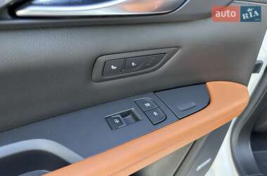 Седан Cadillac CTS 2016 в 