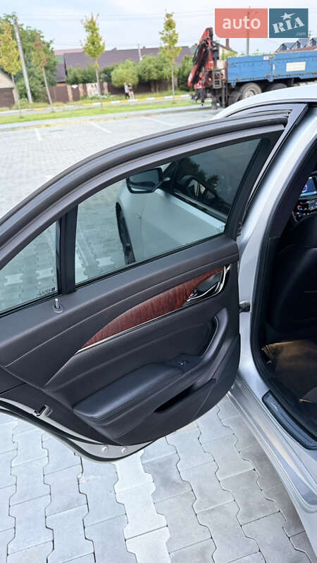 Седан Cadillac CTS 2015 в Буче