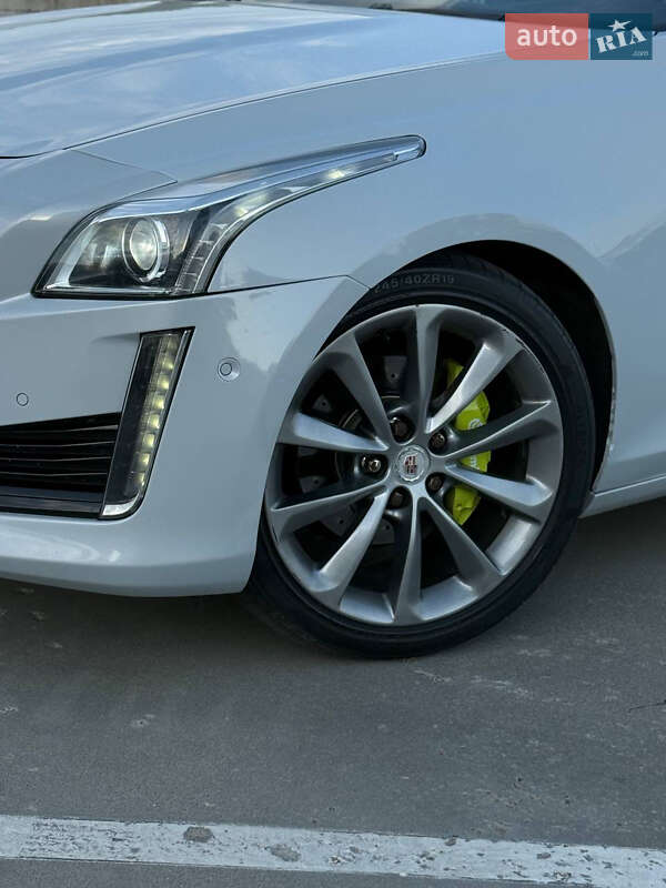 Седан Cadillac CTS 2013 в Киеве