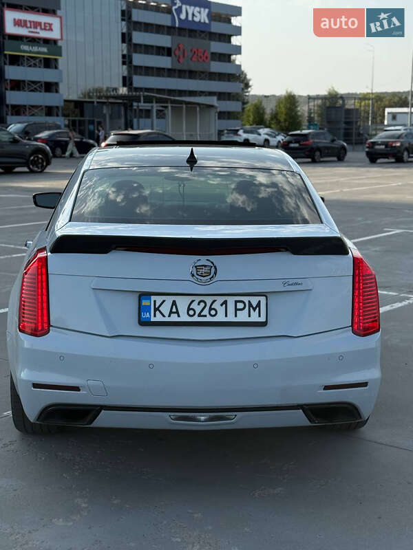 Седан Cadillac CTS 2013 в Киеве
