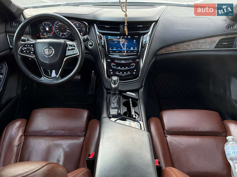 Седан Cadillac CTS 2013 в Киеве