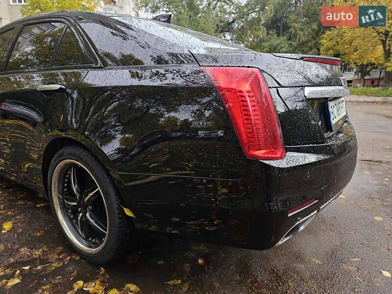 Седан Cadillac CTS 2015 в Львове