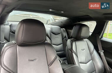 Седан Cadillac ELR 2013 в Ивано-Франковске