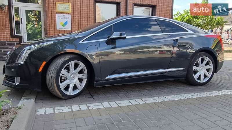 Седан Cadillac ELR 2014 в Чернігові