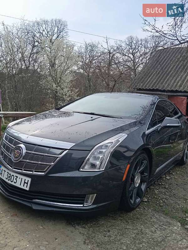 Купе Cadillac ELR 2013 в Ивано-Франковске