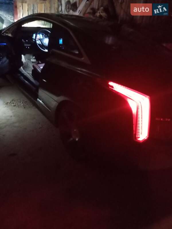 Купе Cadillac ELR 2013 в Ивано-Франковске