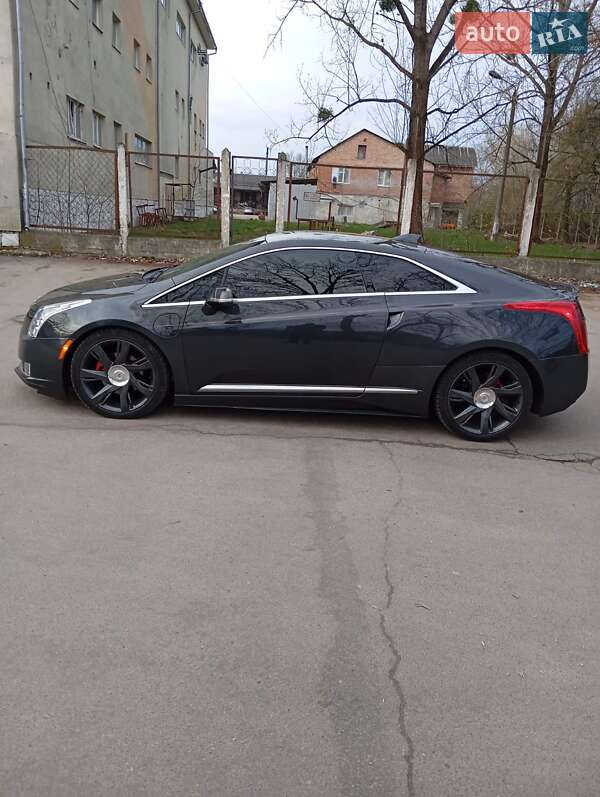 Купе Cadillac ELR 2013 в Ивано-Франковске
