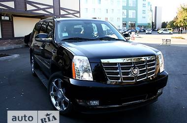 Внедорожник / Кроссовер Cadillac Escalade 2008 в 