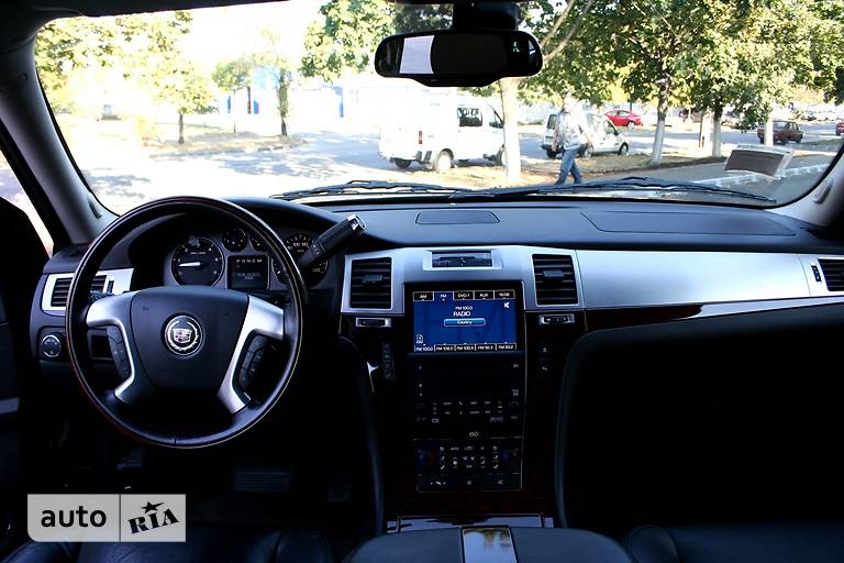 Внедорожник / Кроссовер Cadillac Escalade 2008 в Киеве