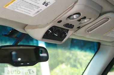 Внедорожник / Кроссовер Cadillac Escalade 2005 в 