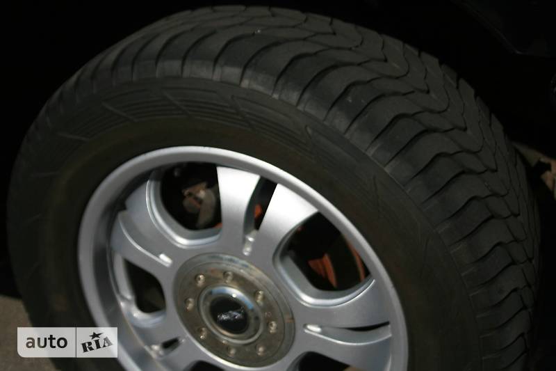 Внедорожник / Кроссовер Cadillac Escalade 2005 в Киеве