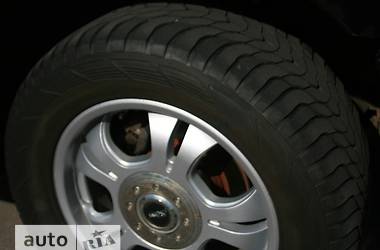 Внедорожник / Кроссовер Cadillac Escalade 2005 в 