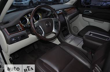 Внедорожник / Кроссовер Cadillac Escalade 2013 в 