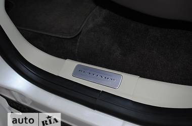Внедорожник / Кроссовер Cadillac Escalade 2013 в 