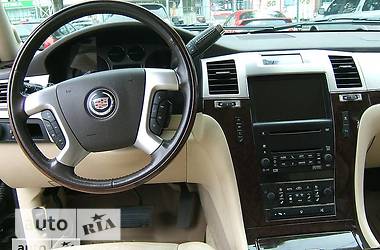 Внедорожник / Кроссовер Cadillac Escalade 2007 в 