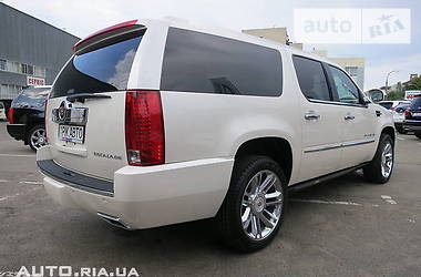 Внедорожник / Кроссовер Cadillac Escalade 2009 в 