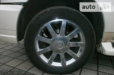 Внедорожник / Кроссовер Cadillac Escalade 2006 в 