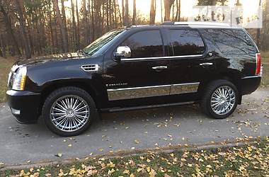 Внедорожник / Кроссовер Cadillac Escalade 2008 в Киеве