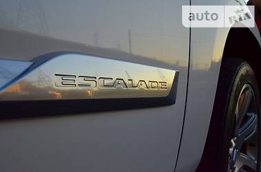 Позашляховик / Кросовер Cadillac Escalade 2016 в Львові