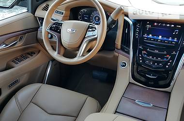 Внедорожник / Кроссовер Cadillac Escalade 2018 в Киеве