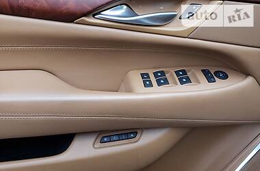 Внедорожник / Кроссовер Cadillac Escalade 2015 в 