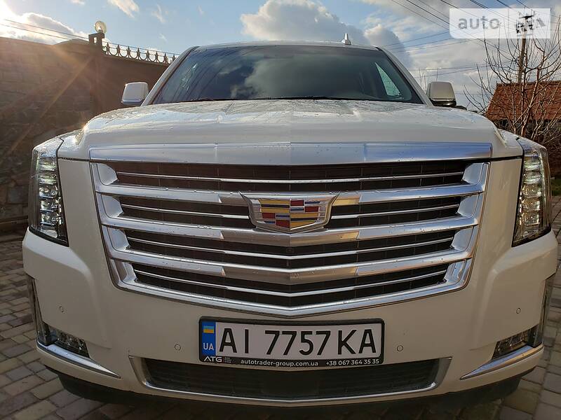 Внедорожник / Кроссовер Cadillac Escalade 2015 в Киеве