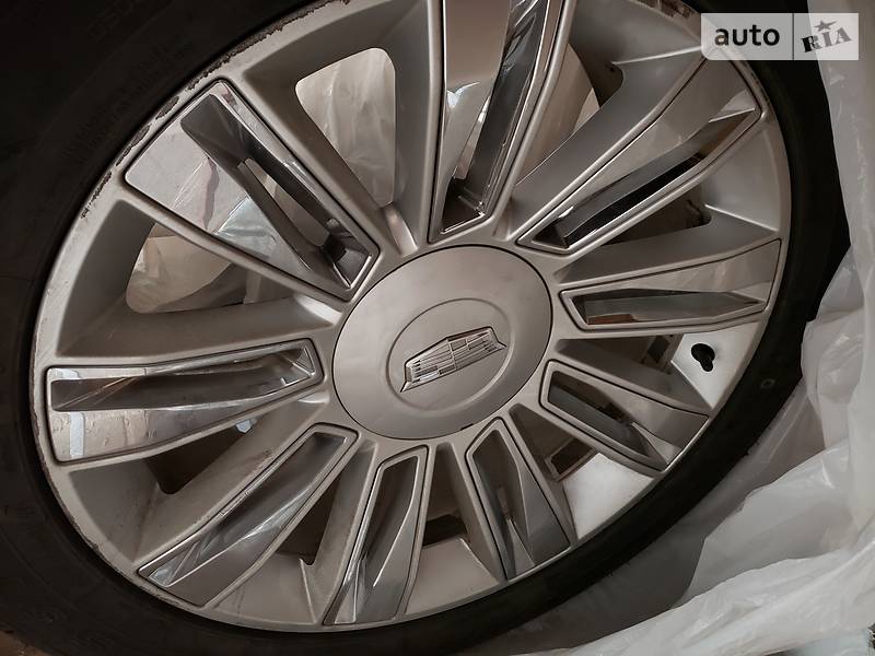 Внедорожник / Кроссовер Cadillac Escalade 2015 в Киеве