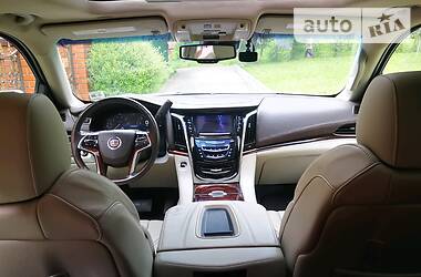 Внедорожник / Кроссовер Cadillac Escalade 2014 в Белой Церкви