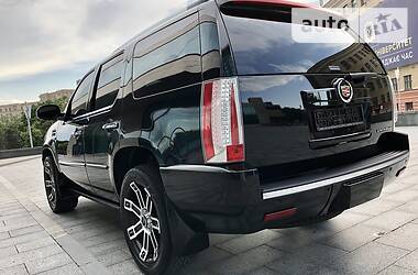 Внедорожник / Кроссовер Cadillac Escalade 2009 в Харькове