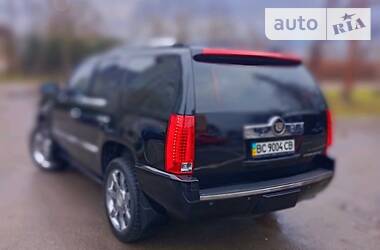 Позашляховик / Кросовер Cadillac Escalade 2008 в Львові