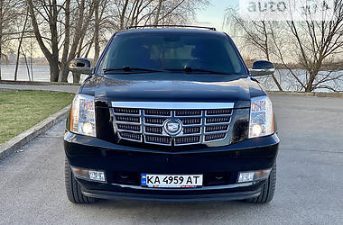 Внедорожник / Кроссовер Cadillac Escalade 2008 в Киеве