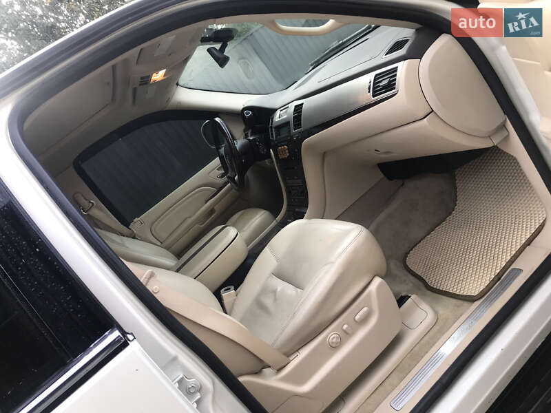 Внедорожник / Кроссовер Cadillac Escalade 2007 в Косове фото 7 Внедорожник / Кроссовер Cadillac Escalade 2007 в Косове