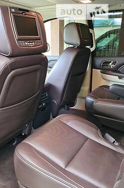 Внедорожник / Кроссовер Cadillac Escalade 2013 в Киеве