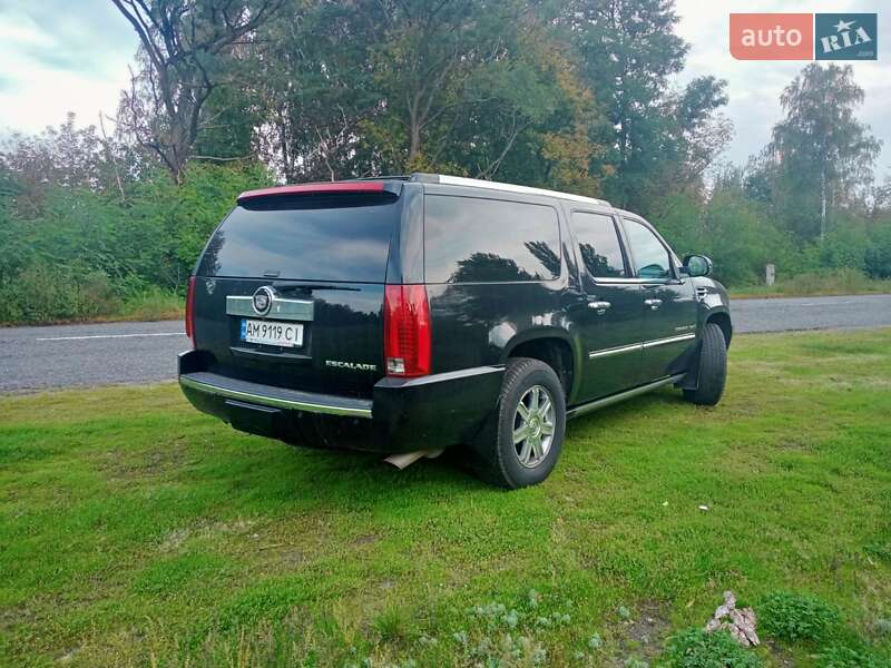 Внедорожник / Кроссовер Cadillac Escalade 2007 в Черкассах