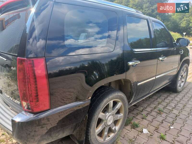Внедорожник / Кроссовер Cadillac Escalade 2007 в Черновцах
