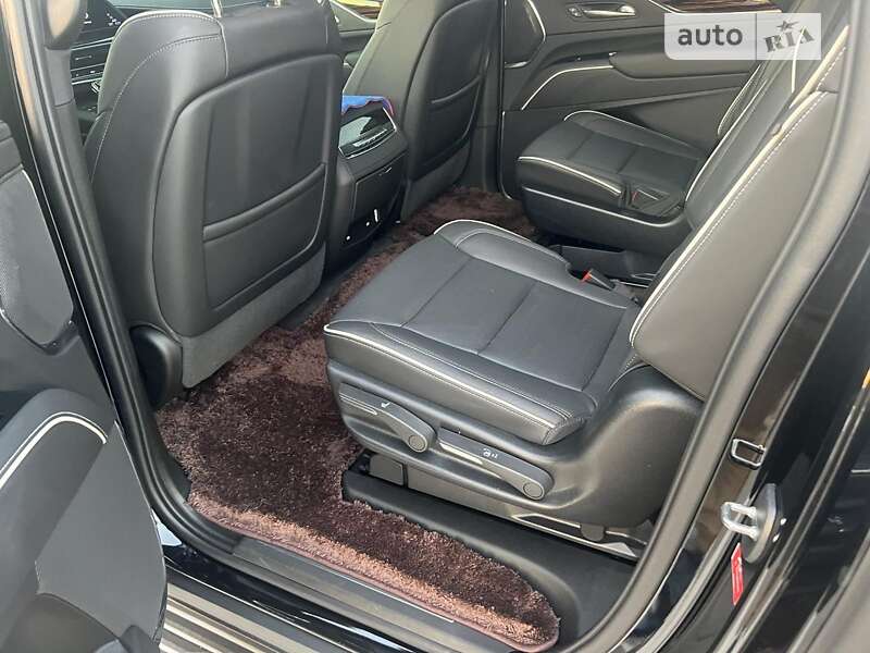 Внедорожник / Кроссовер Cadillac Escalade 2022 в Луцке