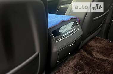 Внедорожник / Кроссовер Cadillac Escalade 2022 в Луцке