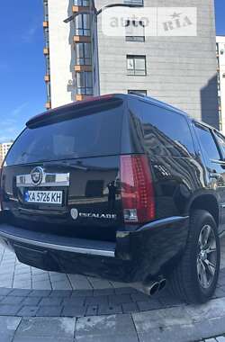 Внедорожник / Кроссовер Cadillac Escalade 2007 в Надворной