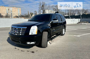 Позашляховик / Кросовер Cadillac Escalade 2008 в Полтаві