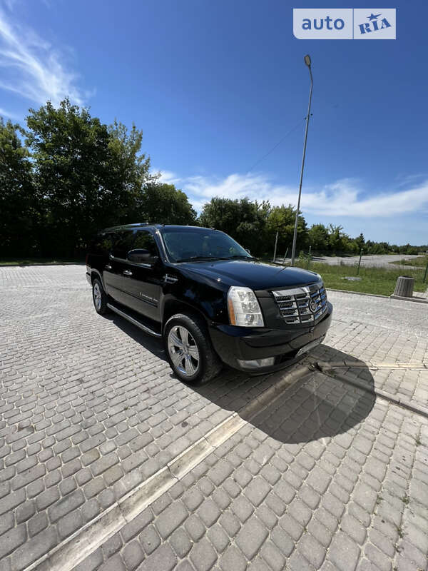 Позашляховик / Кросовер Cadillac Escalade 2006 в Чорткові