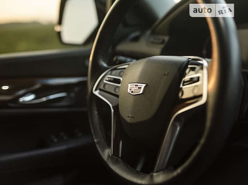 Позашляховик / Кросовер Cadillac Escalade 2019 в Івано-Франківську фото 27 Позашляховик / Кросовер Cadillac Escalade 2019 в Івано-Франківську