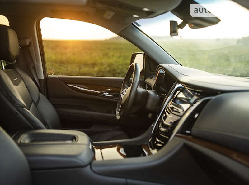Позашляховик / Кросовер Cadillac Escalade 2019 в Івано-Франківську фото 30 Позашляховик / Кросовер Cadillac Escalade 2019 в Івано-Франківську
