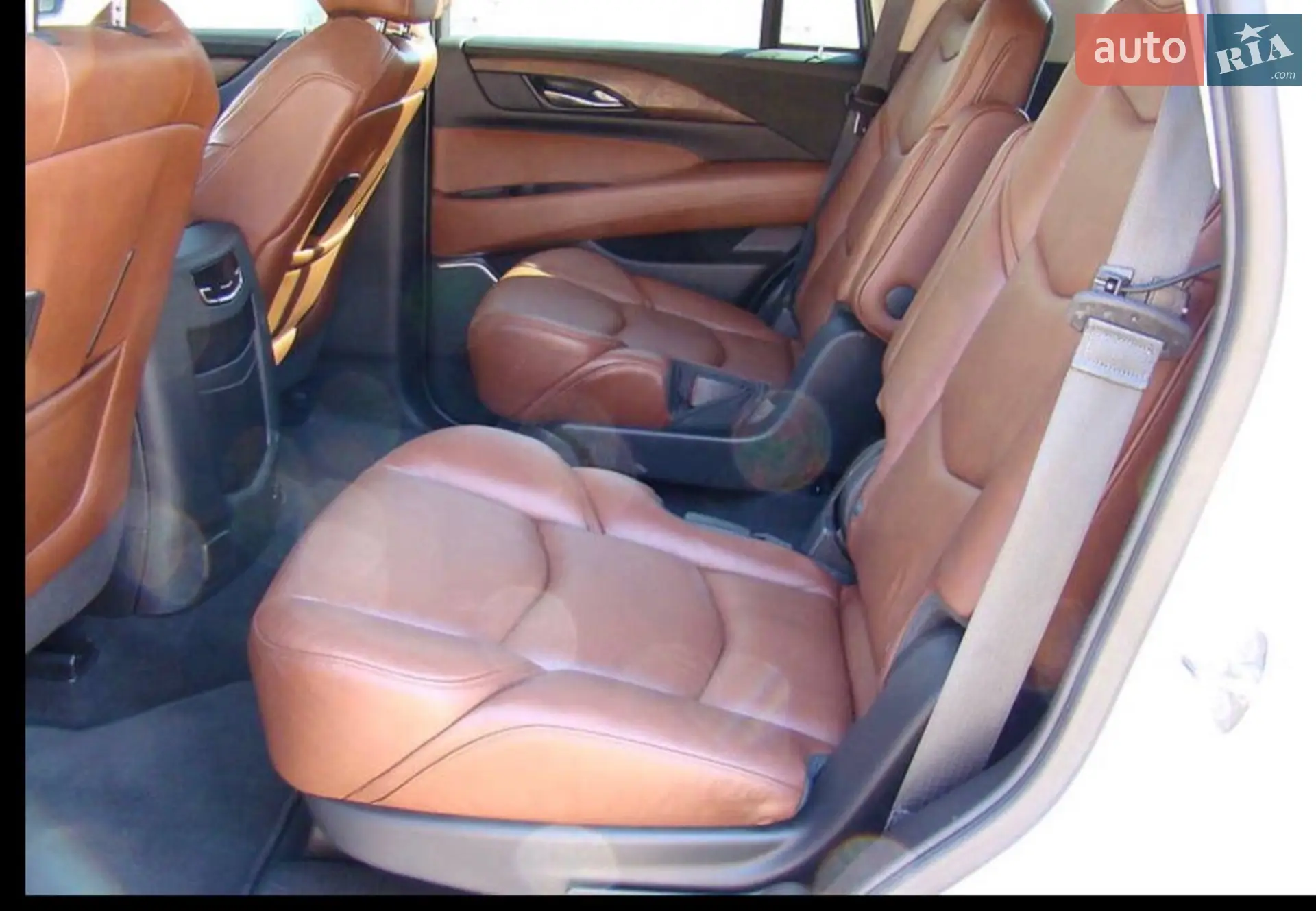 2019 Cadillac Escalade - мініатюра 24