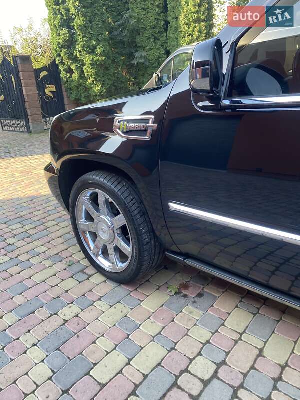 Внедорожник / Кроссовер Cadillac Escalade 2010 в Ровно фото 9 Внедорожник / Кроссовер Cadillac Escalade 2010 в Ровно